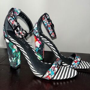 ALDO Women’s Floral Open Toe Heeled Sandals (US 8)